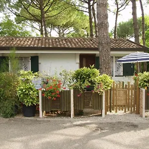 https://villaggio-azzurro.hotelinveneto.com